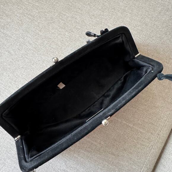 Prada Satin Shoulder Bag Clutch Pink Peach Black Floral Charm Kiss Lock FLAW - Picture 6 of 7